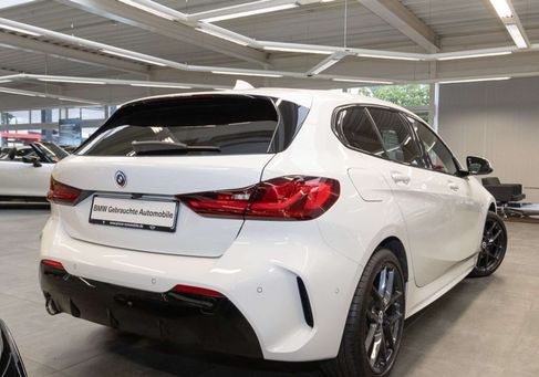 BMW 118, 2023