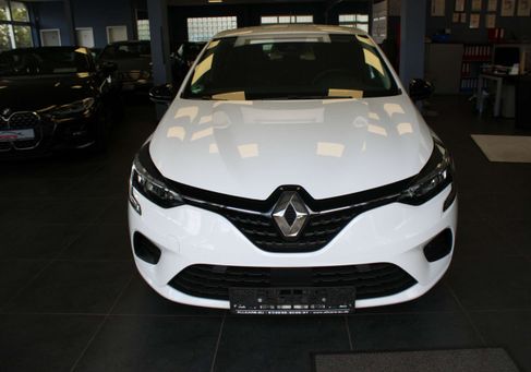 Renault Clio, 2023