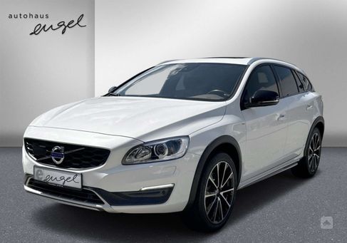 Volvo V60 Cross Country, 2017