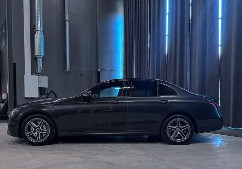 Mercedes-Benz E 300, 2021