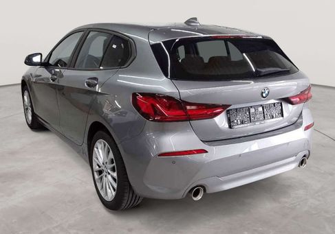 BMW 120, 2022