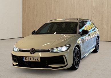 Volkswagen Passat Variant, 2025