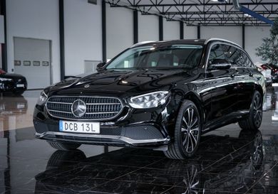 Mercedes-Benz E 300, 2023