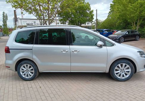 Volkswagen Sharan, 2022