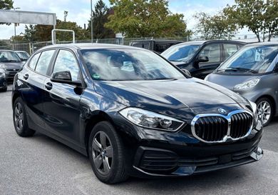BMW 118, 2021