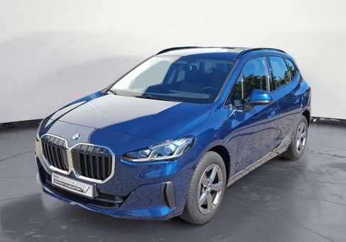 BMW 220, 2025 2