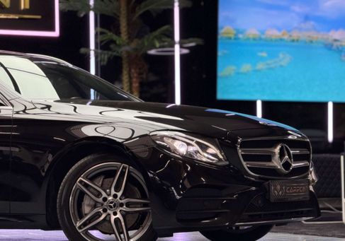 Mercedes-Benz E 200, 2018 3