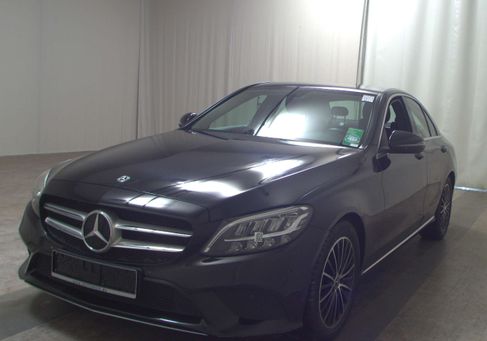 Mercedes-Benz C 300, 2020