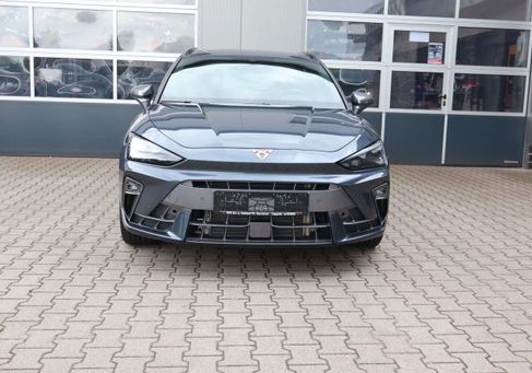 Cupra Leon, 2025