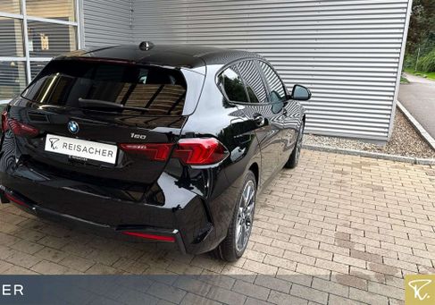 BMW 120, 2025