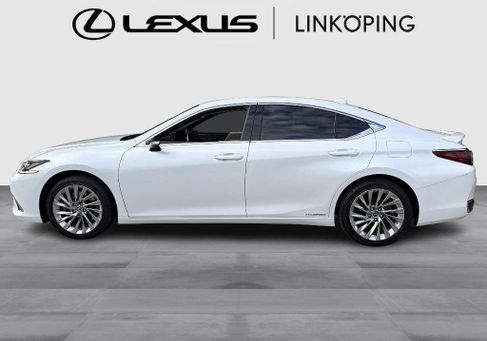 Lexus ES, 2022 3