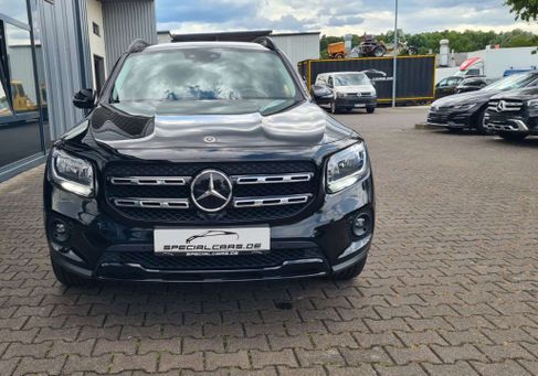 Mercedes-Benz GLB 200, 2022