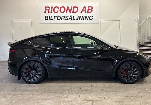 Tesla Model Y, 2023 2