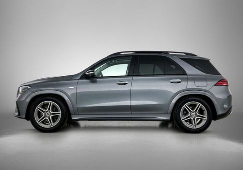 Mercedes-Benz GLE 400, 2025