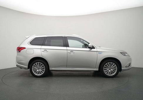 Mitsubishi Outlander, 2019