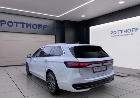 Volkswagen Passat Variant, 2024 3
