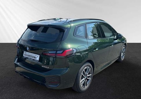 BMW 220, 2025 2