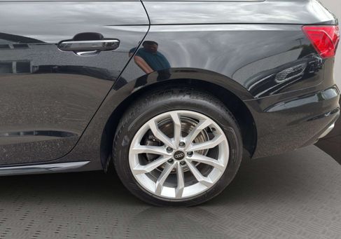 Audi A4, 2022