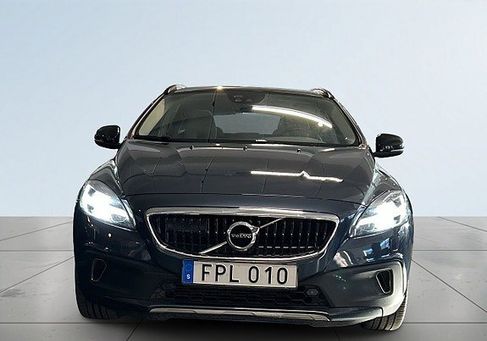 Volvo V40 Cross Country, 2017