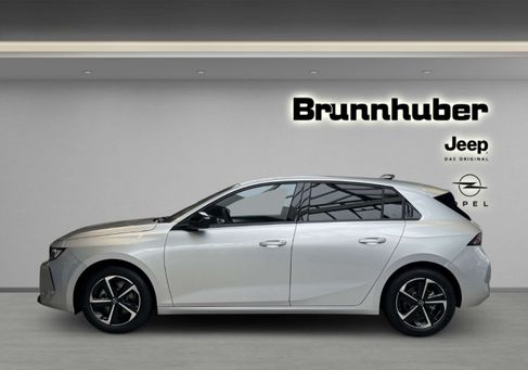 Opel Astra, 2025