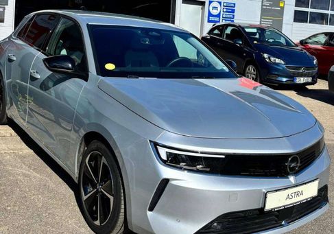 Opel Astra, 2022
