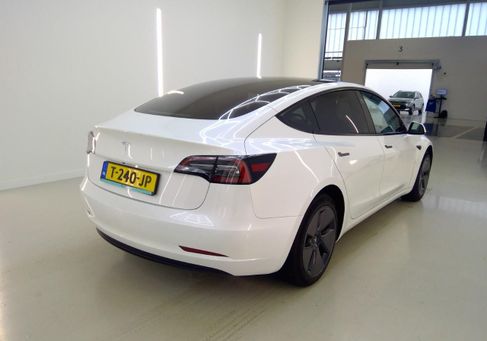 Tesla Model 3, 2023 3