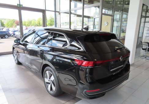 Volkswagen Passat Variant, 2024 3