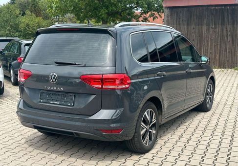 Volkswagen Touran, 2022 3