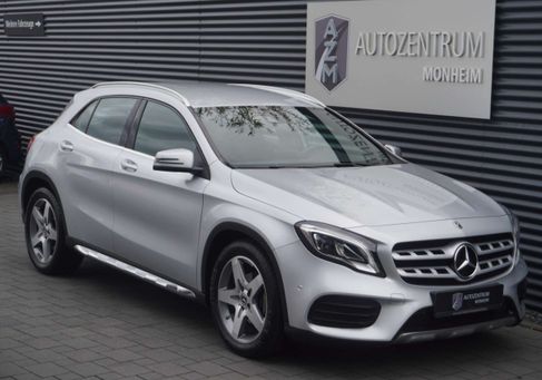 Mercedes-Benz GLA 200, 2019 3