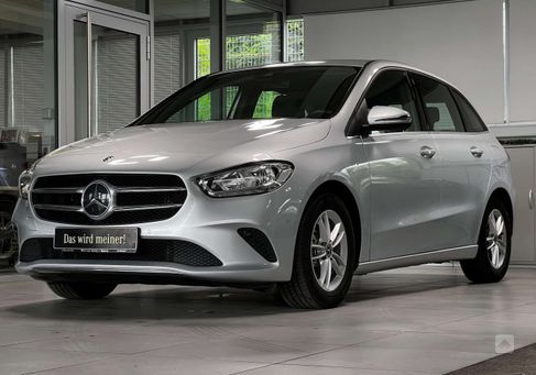 Mercedes-Benz B 180, 2019