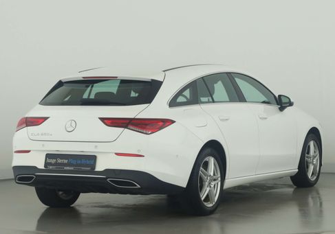 Mercedes-Benz CLA 250, 2022