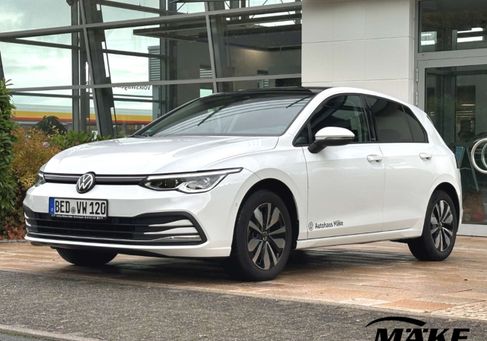 Volkswagen Golf, 2023 3