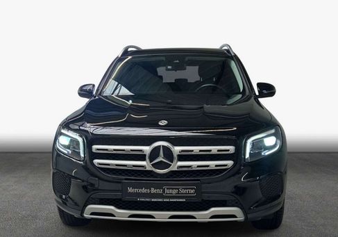 Mercedes-Benz GLB 200, 2023
