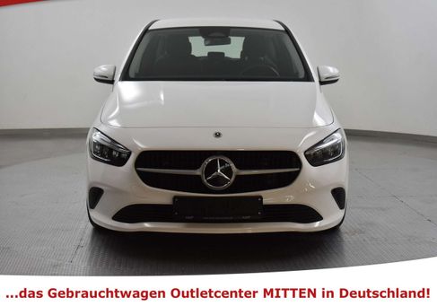 Mercedes-Benz B 180, 2023