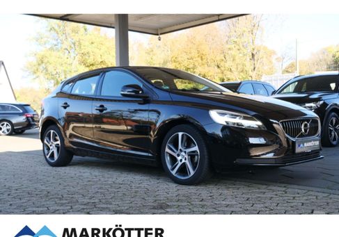 Volvo V40, 2017