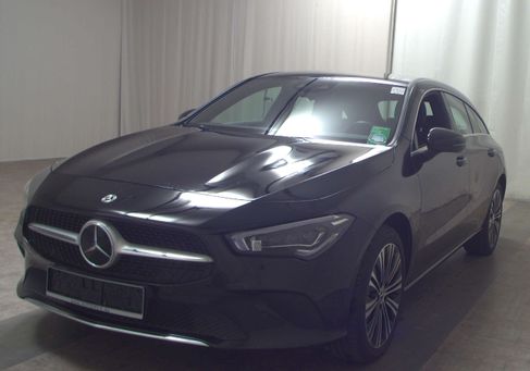 Mercedes-Benz CLA 250, 2022