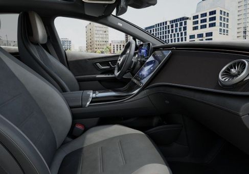 Mercedes-Benz EQE, 2025
