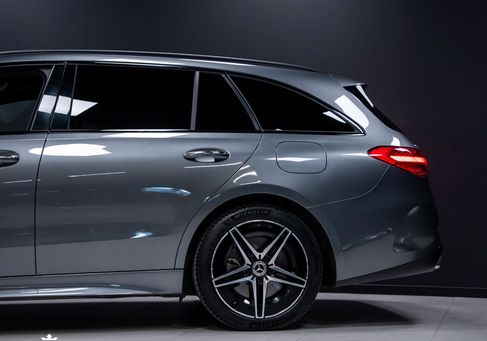 Mercedes-Benz C 300, 2023