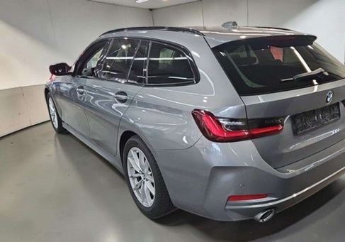 BMW 320, 2023 3