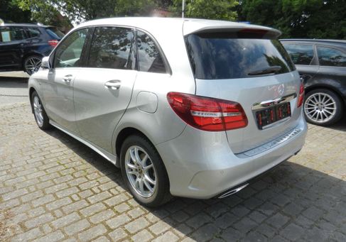 Mercedes-Benz B 180, 2018
