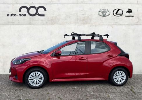 Toyota Yaris, 2024 3