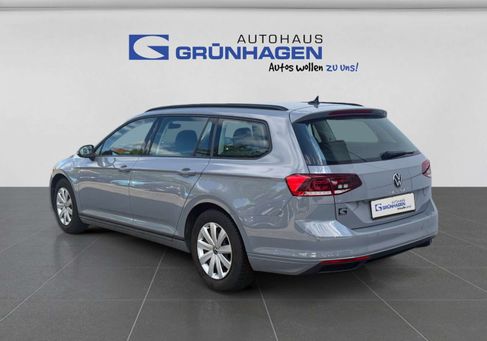 Volkswagen Passat, 2023