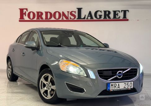 Volvo S60, 2011