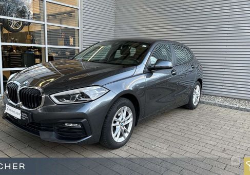 BMW 118, 2021