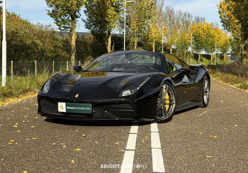 Ferrari 488 Spider, 2018