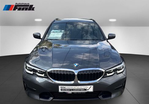 BMW 320, 2022