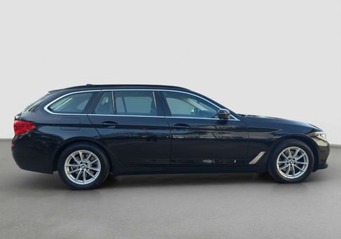 BMW 518, 2020