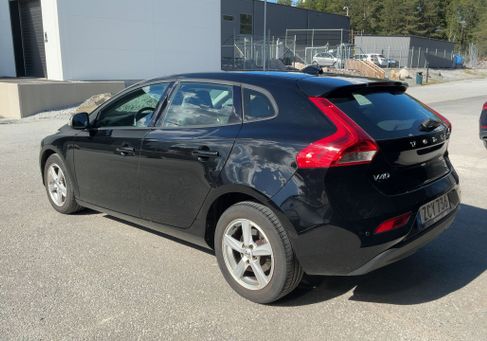 Volvo V40, 2018