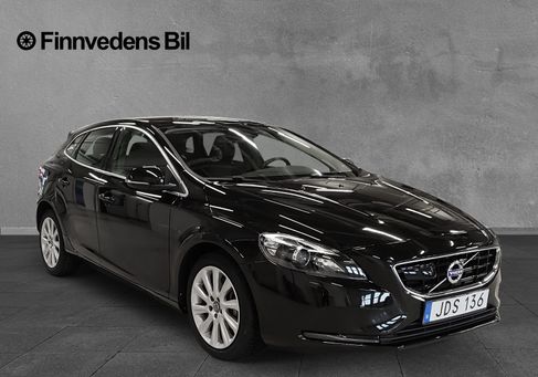 Volvo V40, 2016