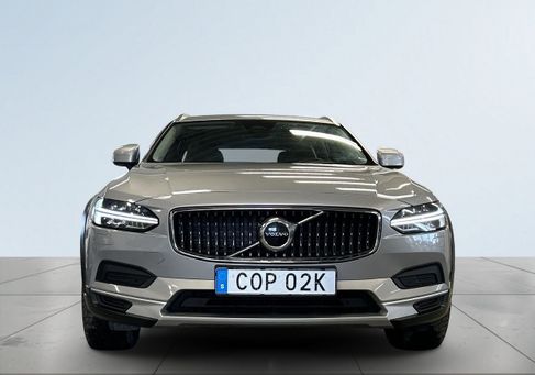Volvo V90 Cross Country, 2023